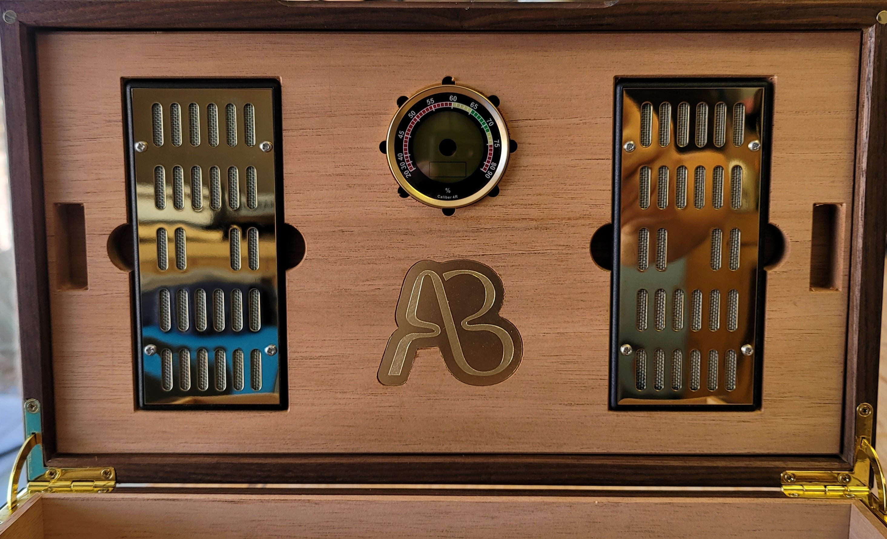 Cigar Humidor - Lacewood with Spanish Cedar Lining - 80 Capacity